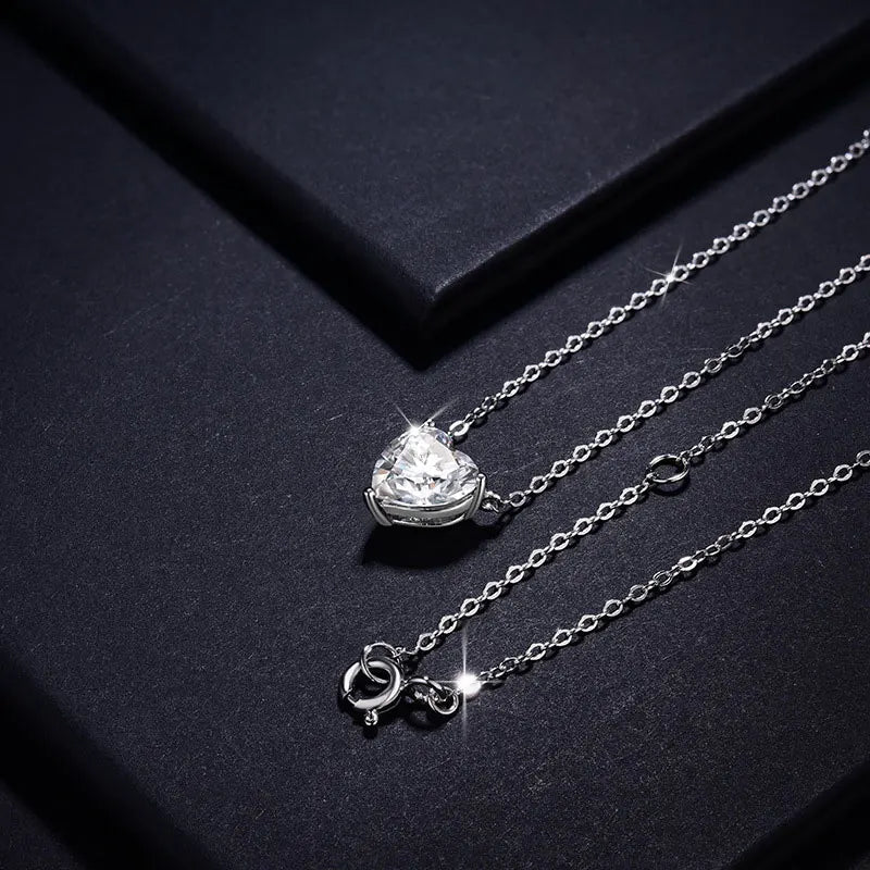 2 CT Heart Moissanite Pendant Necklace