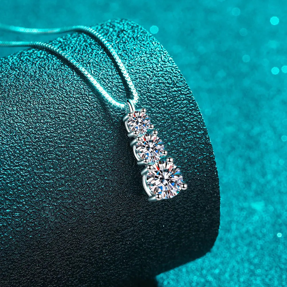 VVS1 Moissanite Diamond Necklace