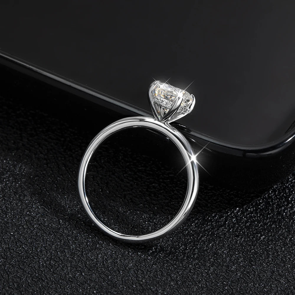 Oval VVS1 Women's  Wedding Ring